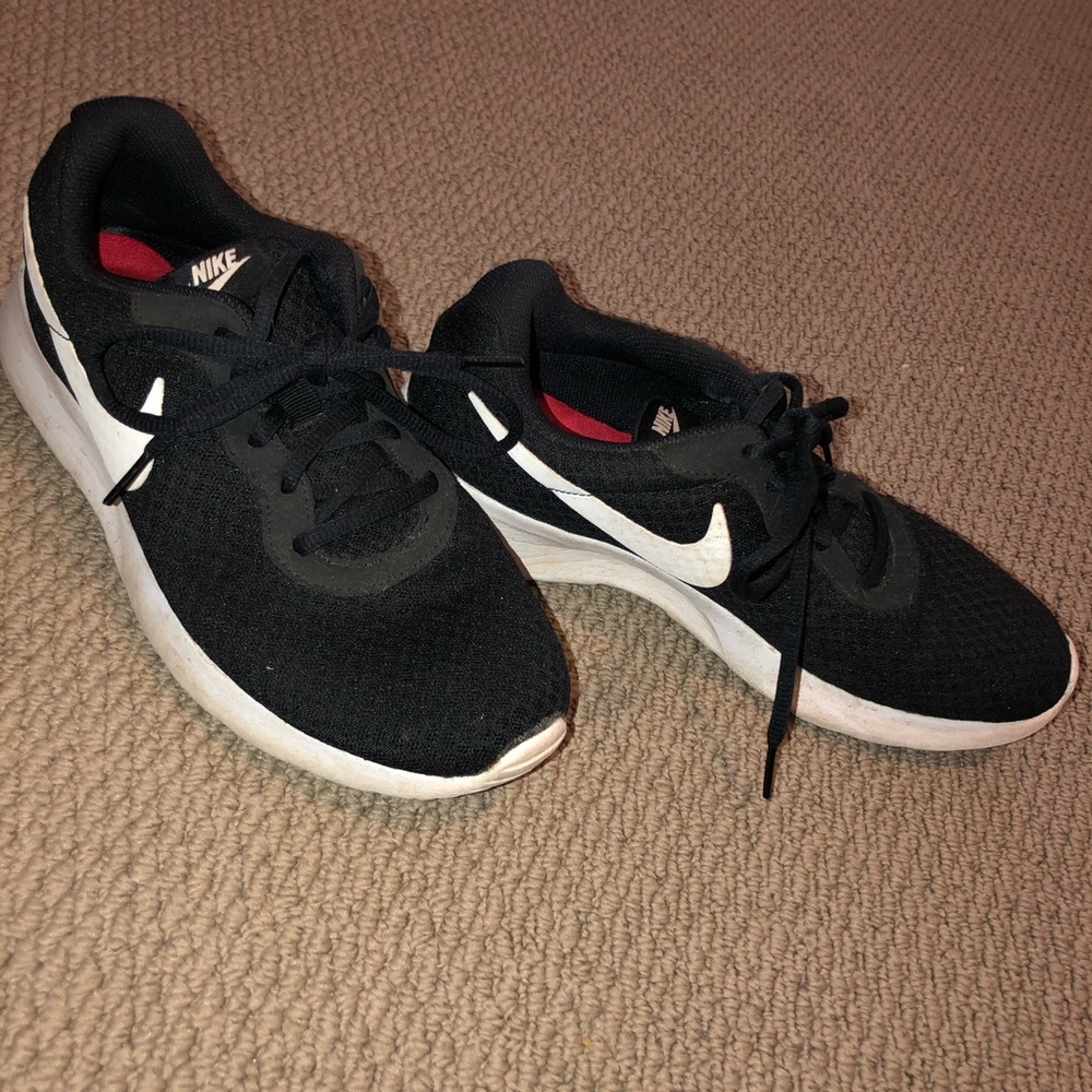 Nike Tennis shoes